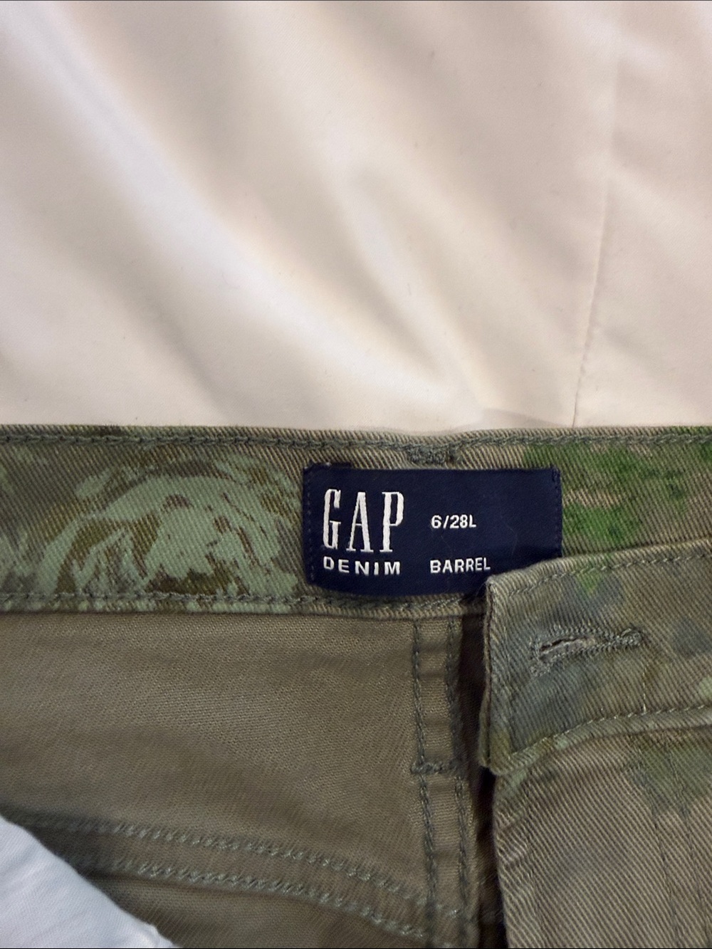 Gap green floral barrel jeans